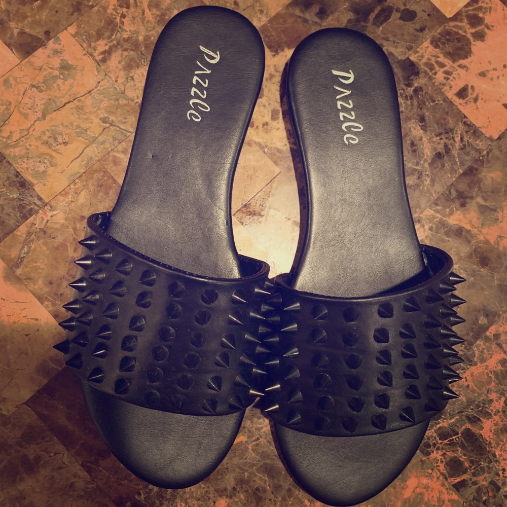 Black Flat Spiked Sandal!! Worn Once